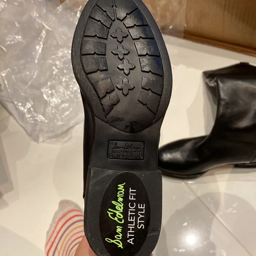 Sam Edelman black boots with full back zipper. Brand new, never worn - Picture 7 of 7